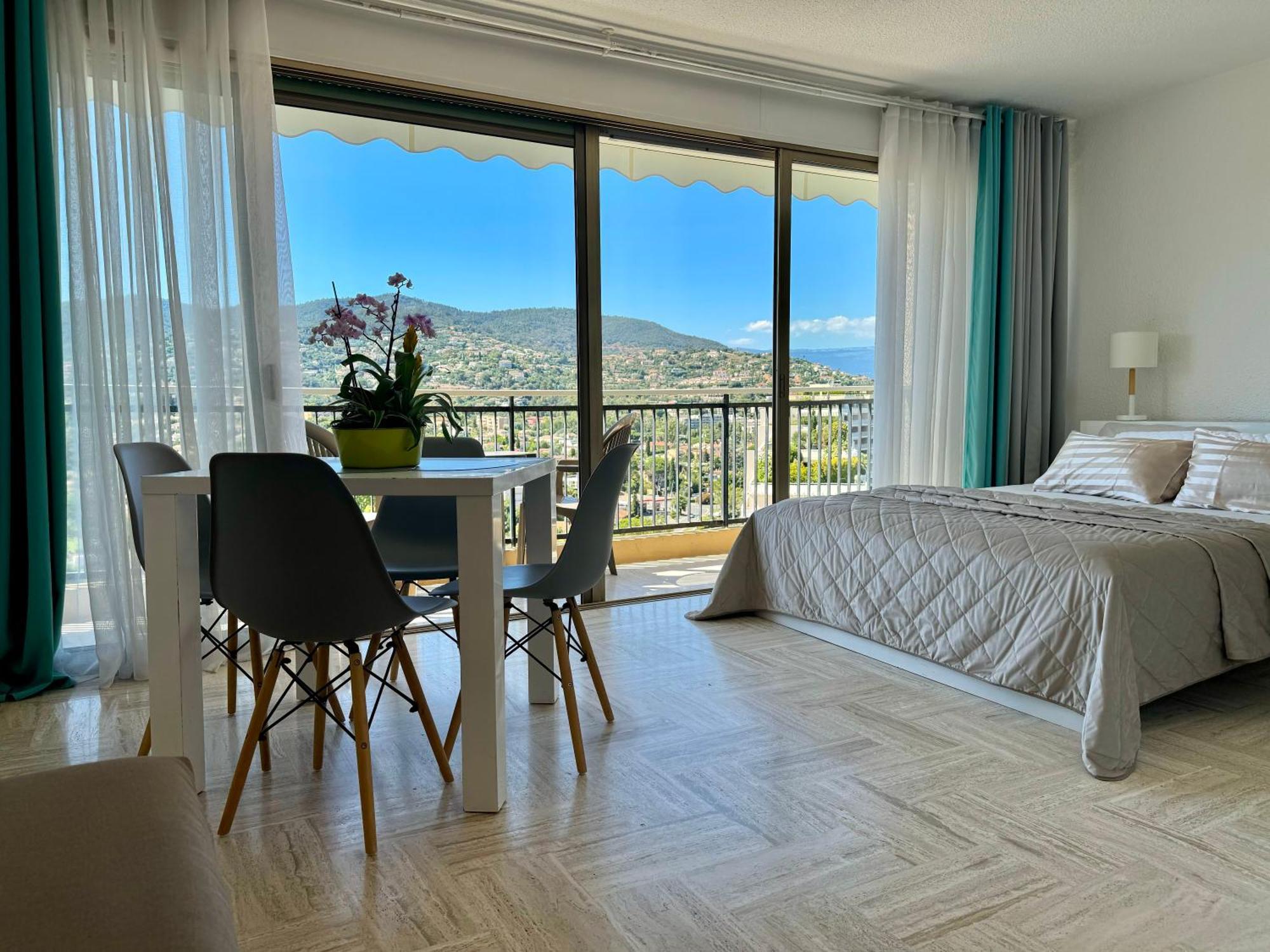 My Resid Appart Cannes Vue Marina Et Vue Montagne Mandelieu Extérieur photo