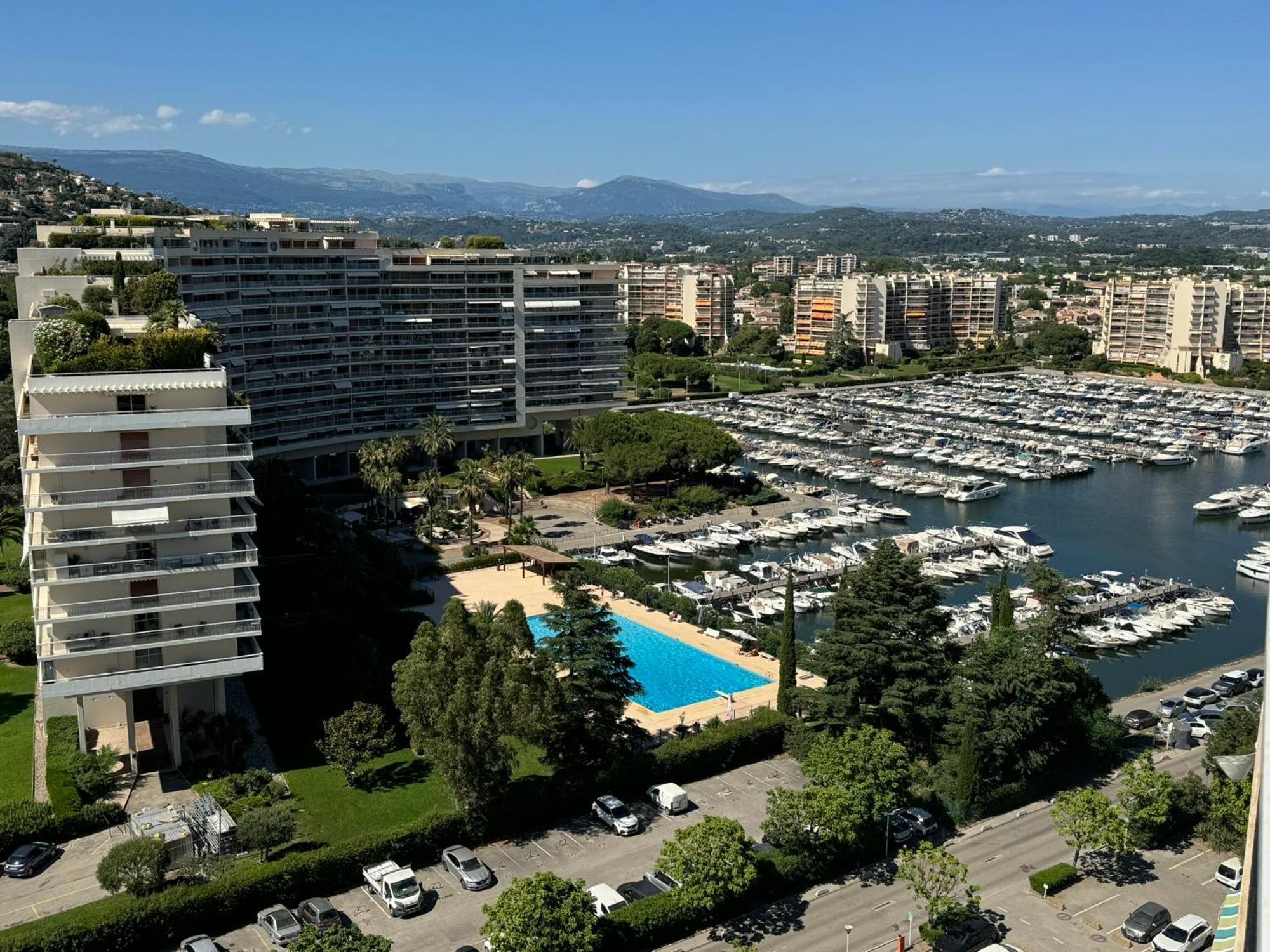My Resid Appart Cannes Vue Marina Et Vue Montagne Mandelieu Extérieur photo